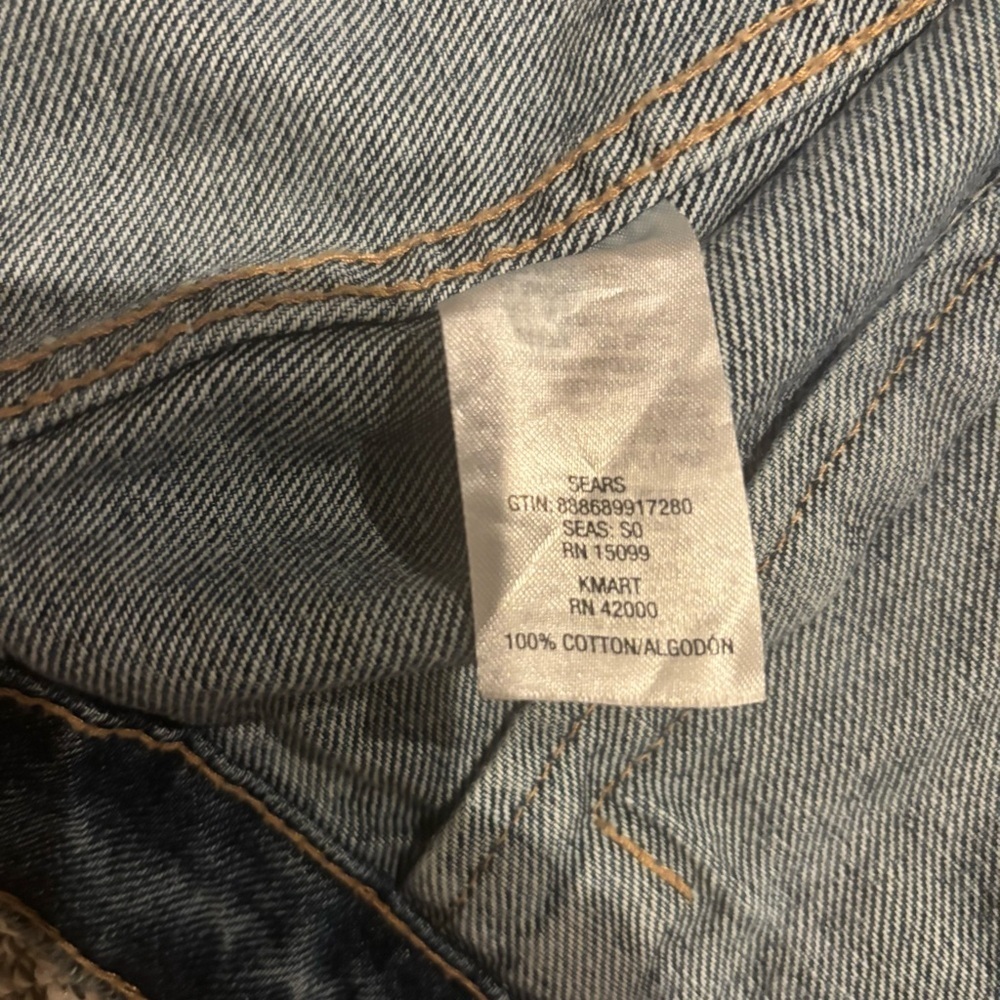 Vintage Roebuck & Co. Denim Trucker Jacket | 100% Cotton | Classic Oversize Fit - Picture 6 of 6